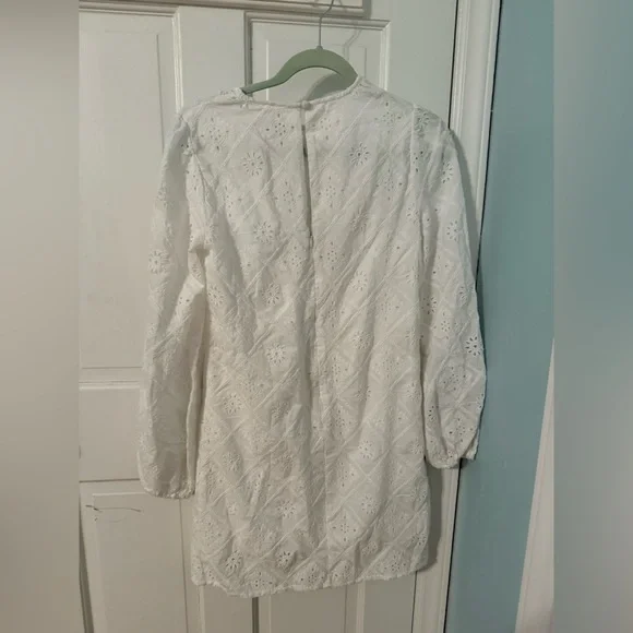 Boden Eyelet White Dress — Size [4] - Picture 2 of 8